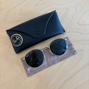 Ray-Ban RB3447 Round Metal Sunglasses Gold Frame Green Lenses Like New